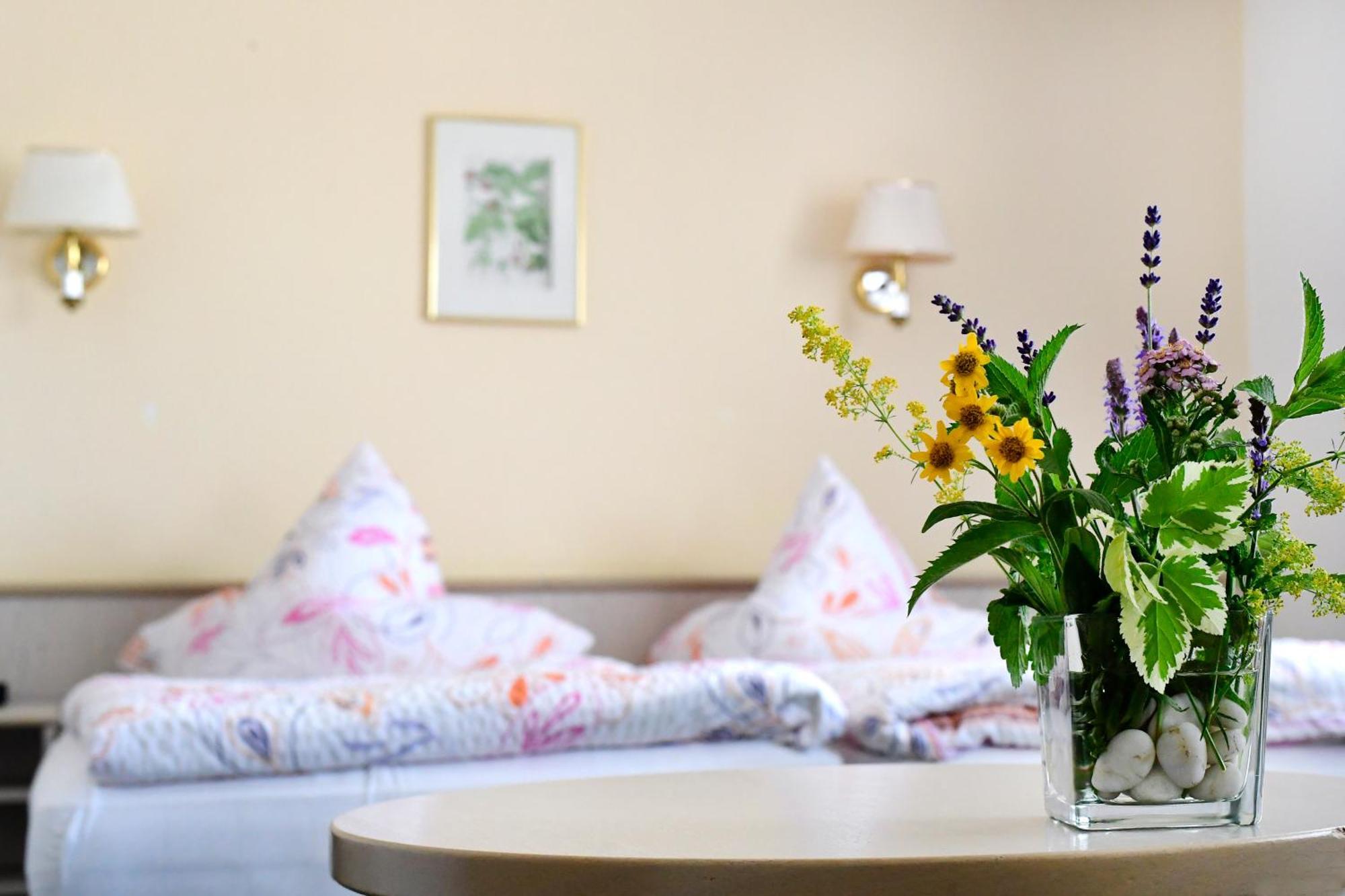 Hotel Im Kraeutergarten Cursdorf Ngoại thất bức ảnh